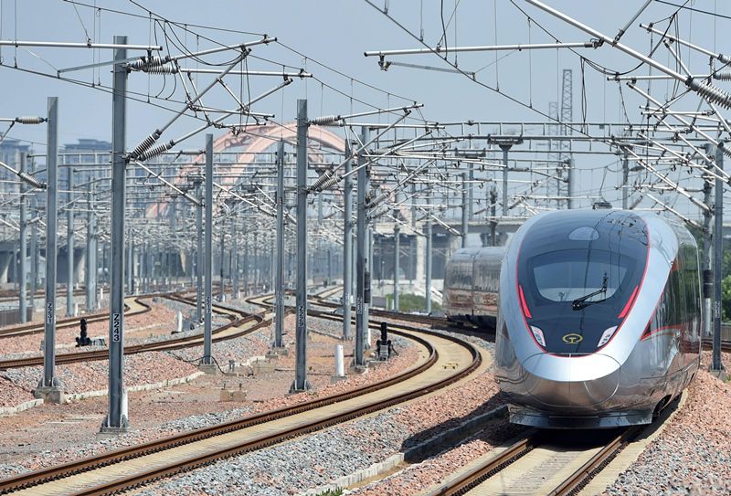 2022年6月20日，濟鄭高鐵鄭州首發(fā)G9206次列車駛出鄭州東站。